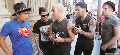 pigeoncowboys:  Fall Out Boy Helps You Get Rid of That U2 Album 