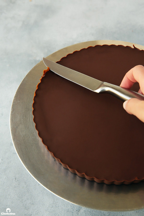 sweetoothgirl:  Giant Peanut Butter Cup