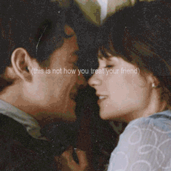 lovelykissingcouplesgif:  happy couple 