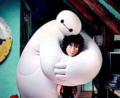 kpfun: It’s kind of cute that Elsa and Tadashi are so much alike—they’re beautiful,
