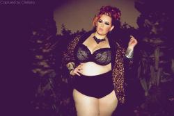 plusmodelmagazine:  New image of Tess Munster by Photographer http://www.capturedbychelzea.com/ 