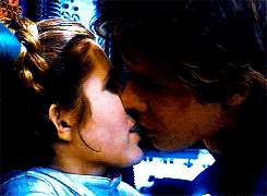 carriefishers-archive:  han/leia + being interrupted 