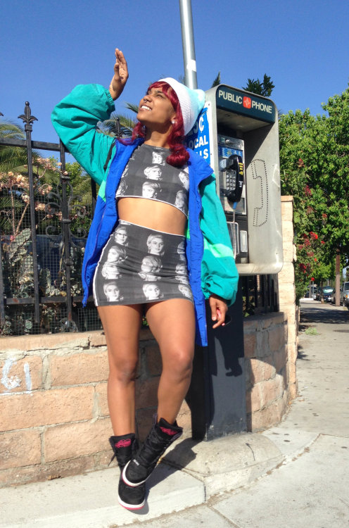 Sex robynhoodscloset:  Daily Streetwalker……..not pictures