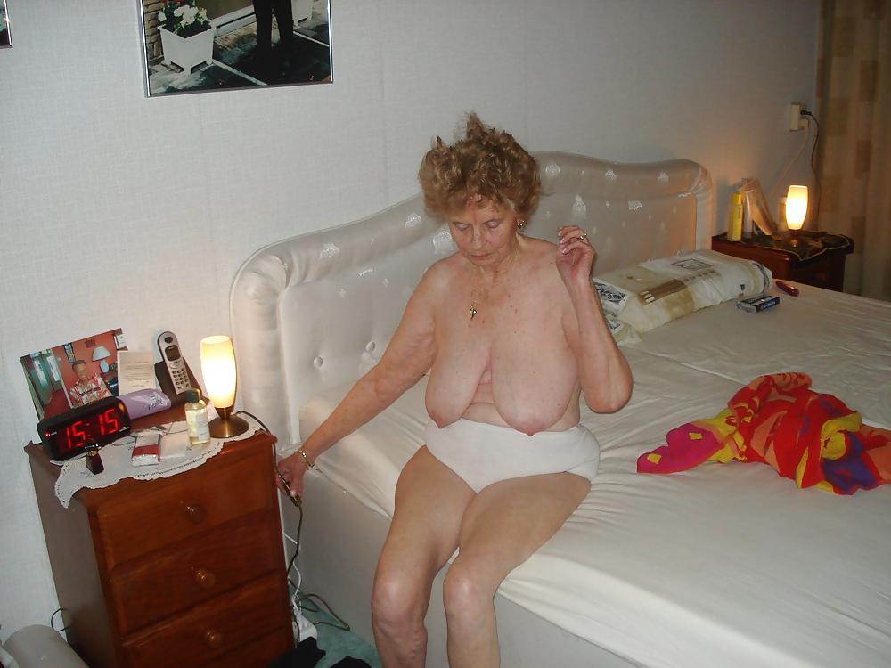 cub1292:  Love when granny wakes up like this. Tits low and out, sexy granny panties