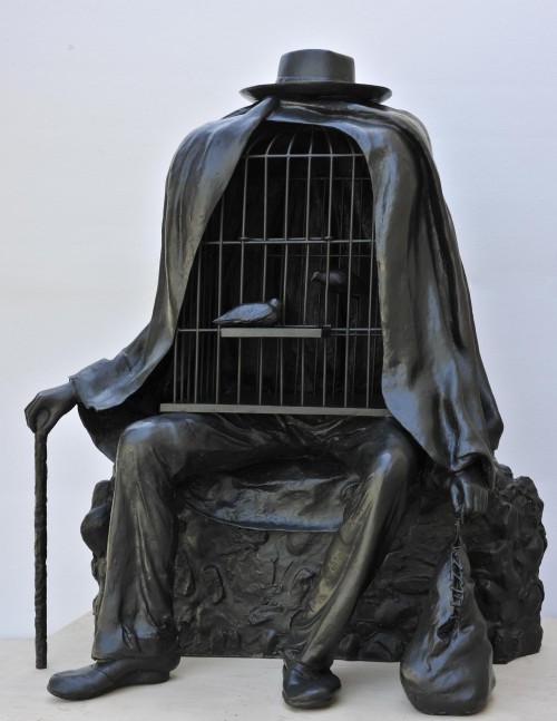 jareckiworld:René Magritte (1898-1967) — Le Thérapeute  (bronze, 1967) 