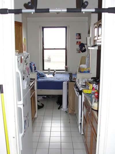 theworstroom:  Washington Heights, Manhattan.  $300/month   (The Breakfast Nook)