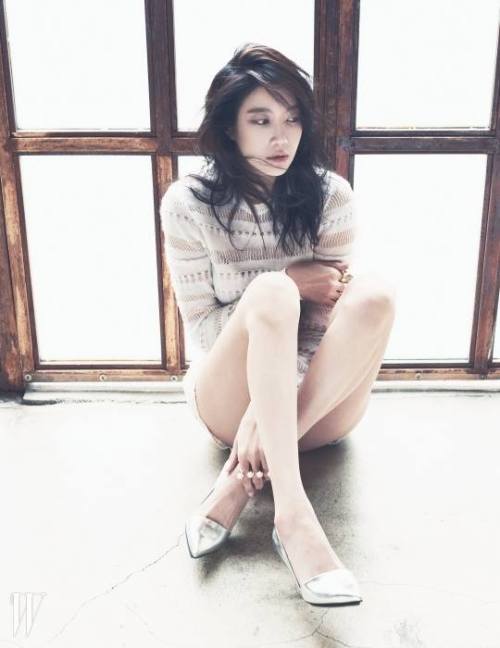 Lee Ji Ah Для W 05/2014