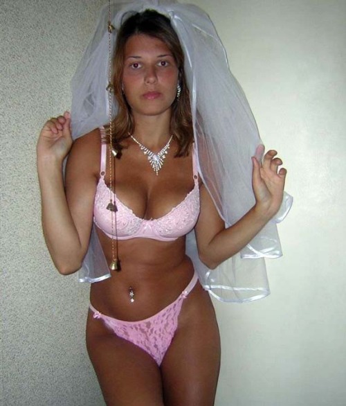 xxxbrides: Real amateur newly-wed wives get naughty in their wedding dresses! bride.naughtyfi