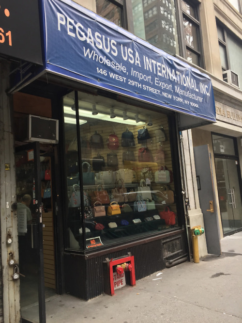 I was in NYC last weekend for a wedding and saw this store. It gave me all kind of thoughts of a mor