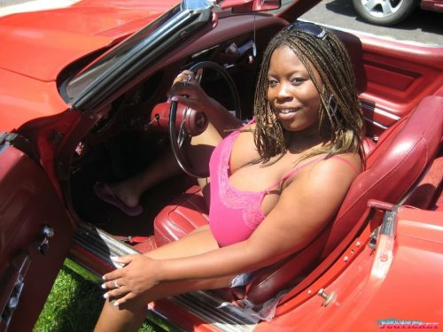 Porn Mianna Thomas and her classic Corvette Stingray photos