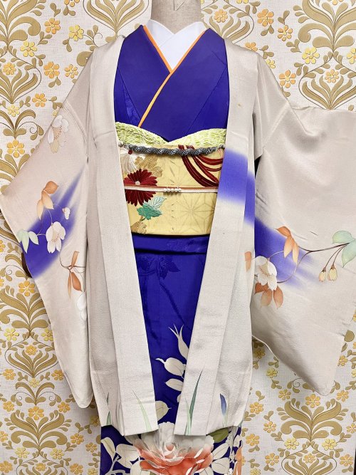 Late sakura blossoms lazily dropping toward blooming iris, most perfect seasonal antique haori to ce