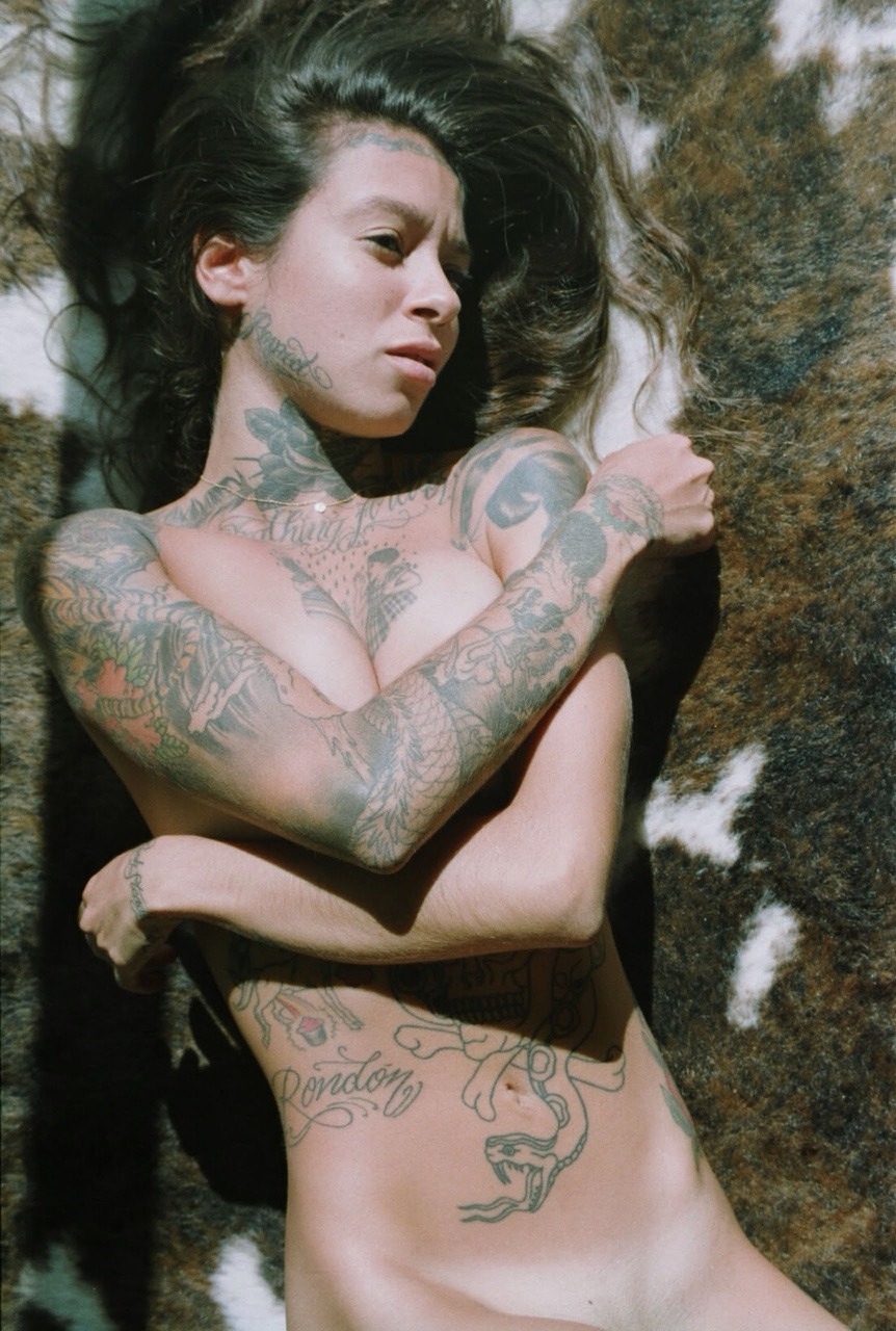 totallystokedonyou:  Me looking like an egon schiele drawing 