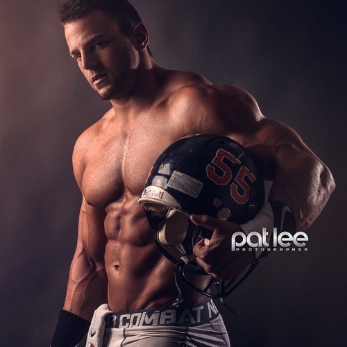 mydaddymen:  Eric Janicki by Pat Lee