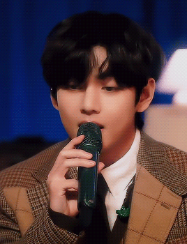 everythingoes:life goes on :: mtv unplugged