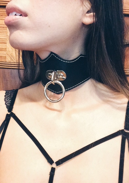 submisssively: my first posture collar! it is incredibly beautiful and incredibly uncomfortable, and