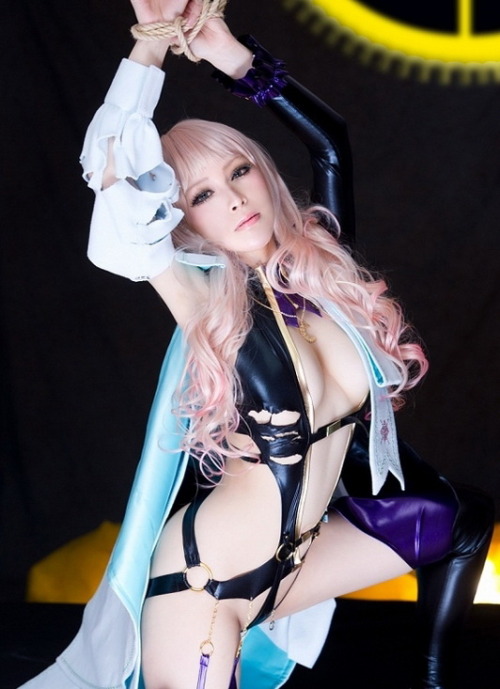 hotcosplaygirl:  Cosplay girl Cosplay girl Twitter 