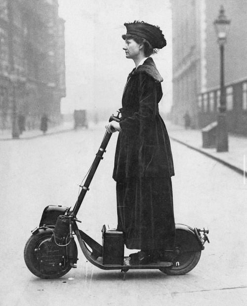 #MadeInNYC — the 1915 #Autoped, a century ahead of its time, manufactured by the Autoped Company of 