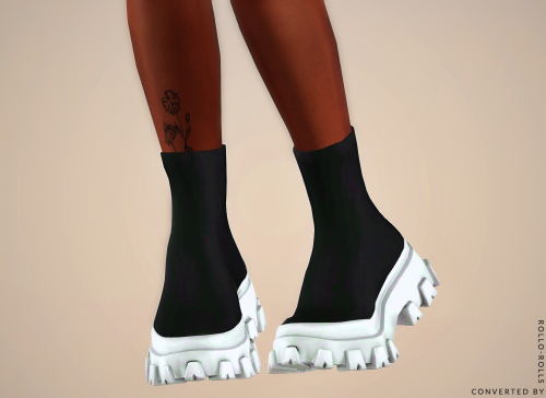 MMSIMS Himdureo Sneakers:polycount: 6,5krecolorable/2 channels7 additional presetsmale and femaleori