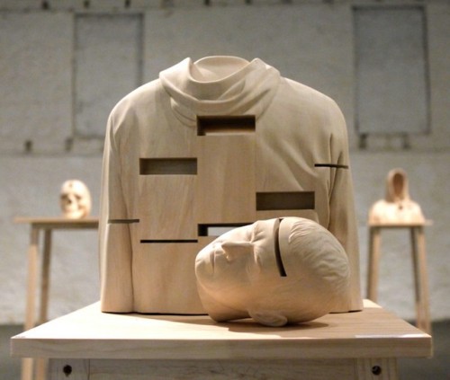 2headedsnake:  Paul Kaptein hand carved wooden sculptures 