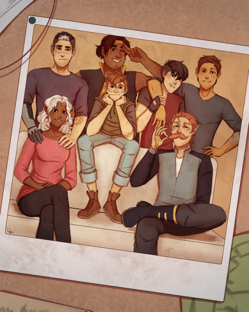 raphodraws:Family Picture(you can get the lineart of this in the upcoming voltron colouring book)