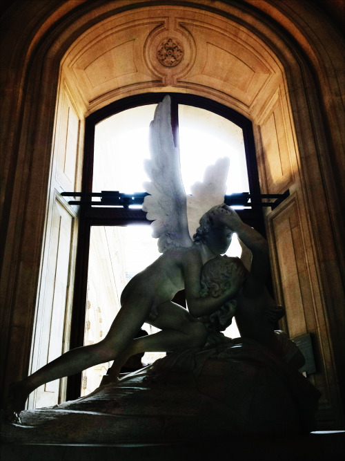 armafeminamque: Classical #aesthetics @ the Louvre &lt;3