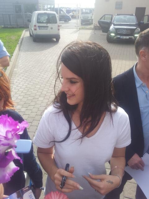 lananews:  Lana arriving at Riga International airport, Latvia 