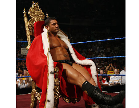 rwfan11:  The King is waiting to be pleased….. ….got any ideas ;-) 