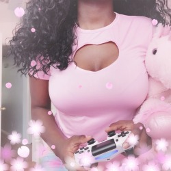 dominicanbarbiiedoll: Gaming is life, Unicorns