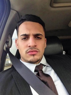 bxsexylatino:  Saury the sexiest man in NYC!!!  Beautifullll