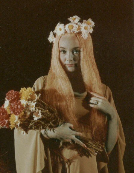 Carolyn Jones as Ophelia, 1948