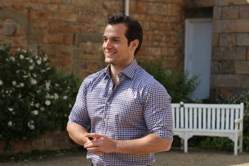 itsacoffeeshop:  Here’s a couple of pictures I took of a very smiley Henry Cavill during the photo opportunity that took place at Durrell Wildlife Park during the Family Fun Day. All pictures have been taken by me. I have a lot more!!!  