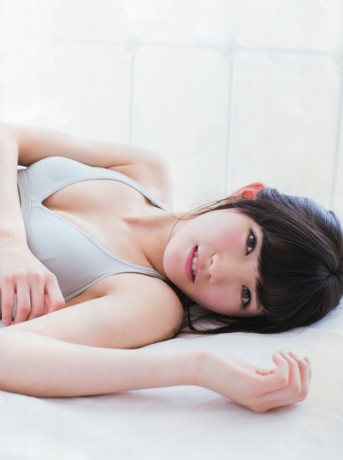 alanosiris:  UTB+增刊號201407 AKB48 岡田奈々