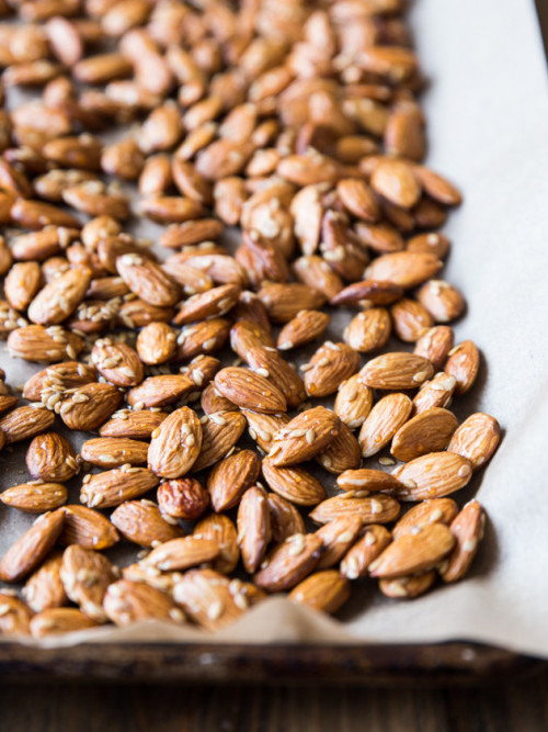 foodffs:Creamy Maple-Roasted Almond Butter with FlaxseedsReally nice recipes. Every hour.