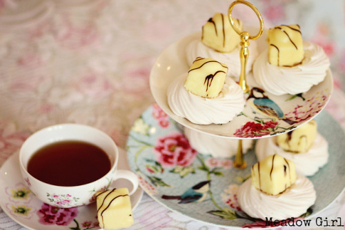 teatimewithemma: (via Who Fancies a Fancy This Afternoon??? | Flickr - Photo Sharing!)