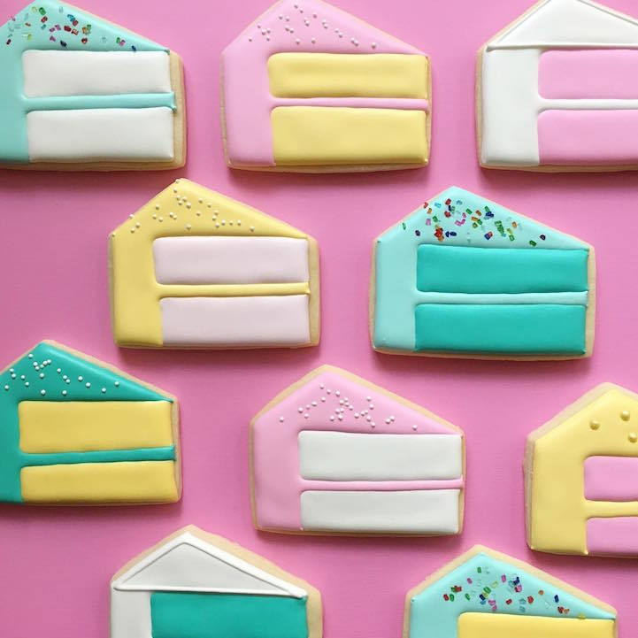 mayahan: Baker Holly Fox Uses Cookies As Confectionary Canvases for Colorful Art