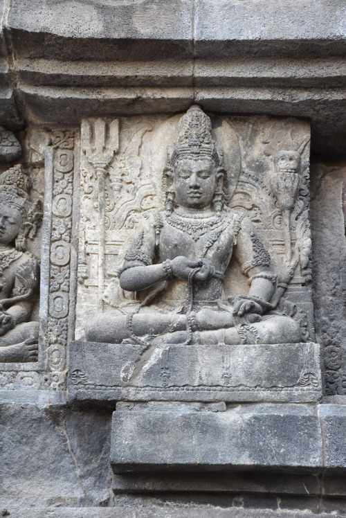 Īśāna – Lokapāla and Guardian of the NortheastRelief on panel in the outer parikrama of the central 