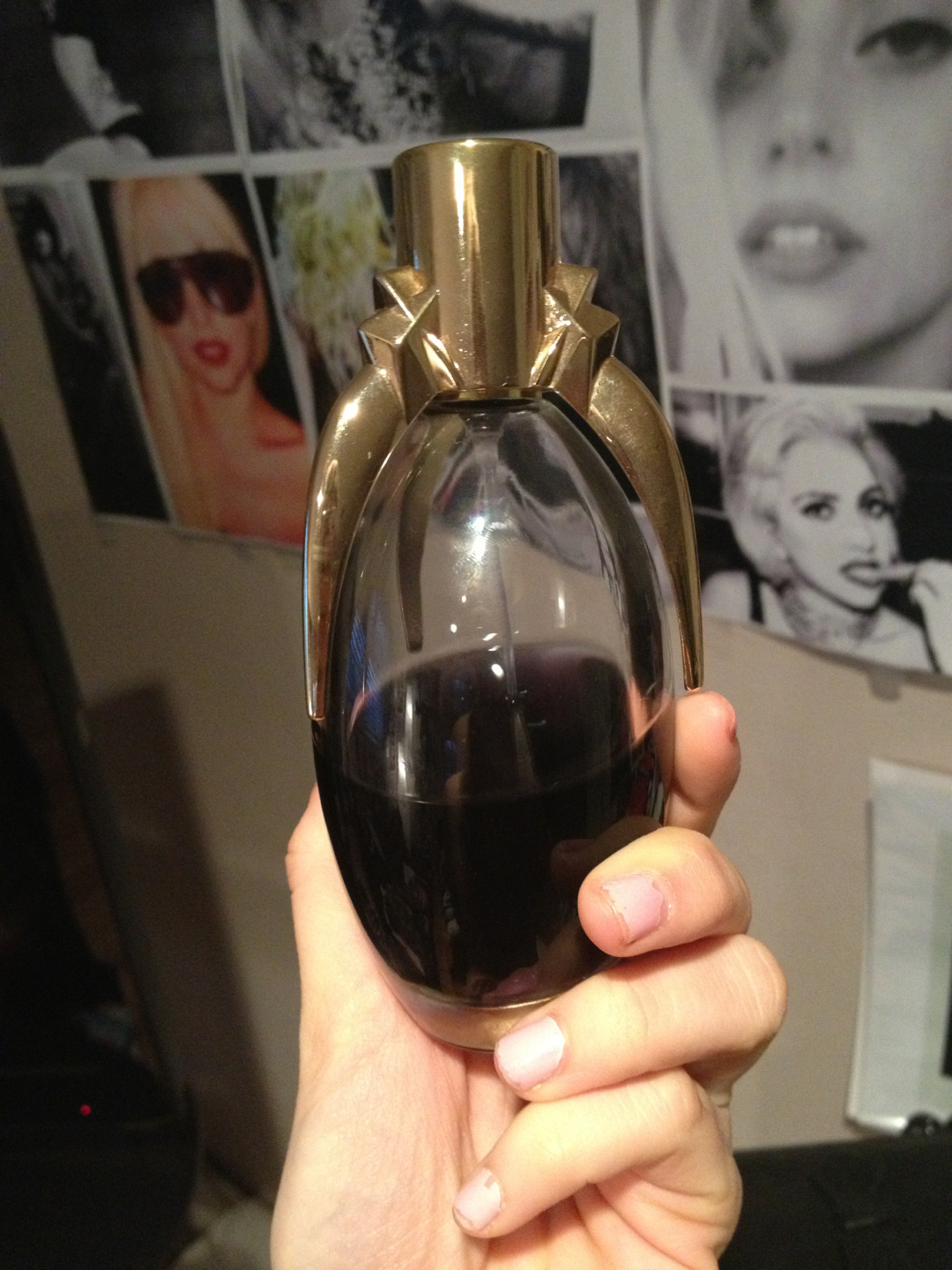 gaga-mugler:  IT’S RUNNING OUT
