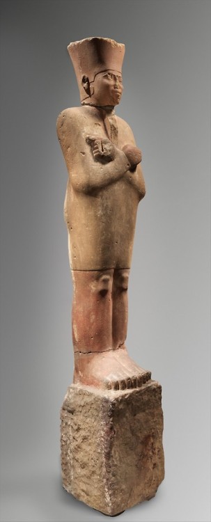 Standing sandstone statue of the 11th Dynasty pharaoh Nebhepetre Mentuhotep II (r. ca. 2061 BCE-2010