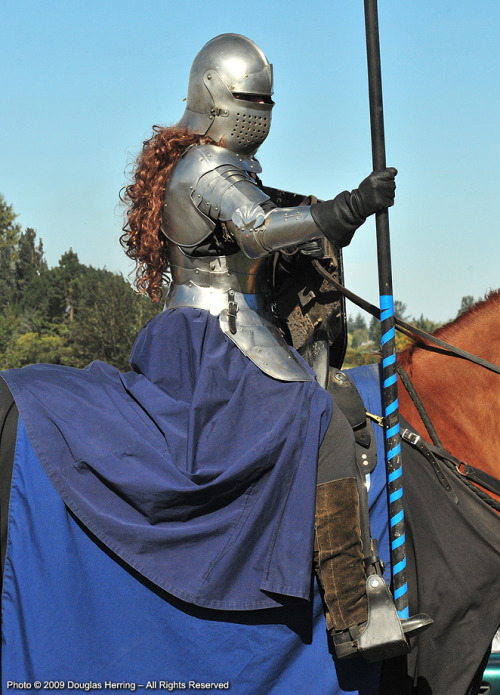 oberonsson:  Dame GeLeah of the Seattle Knights - Penumbra Fantasy Faire - August 11, 2009 - #damege