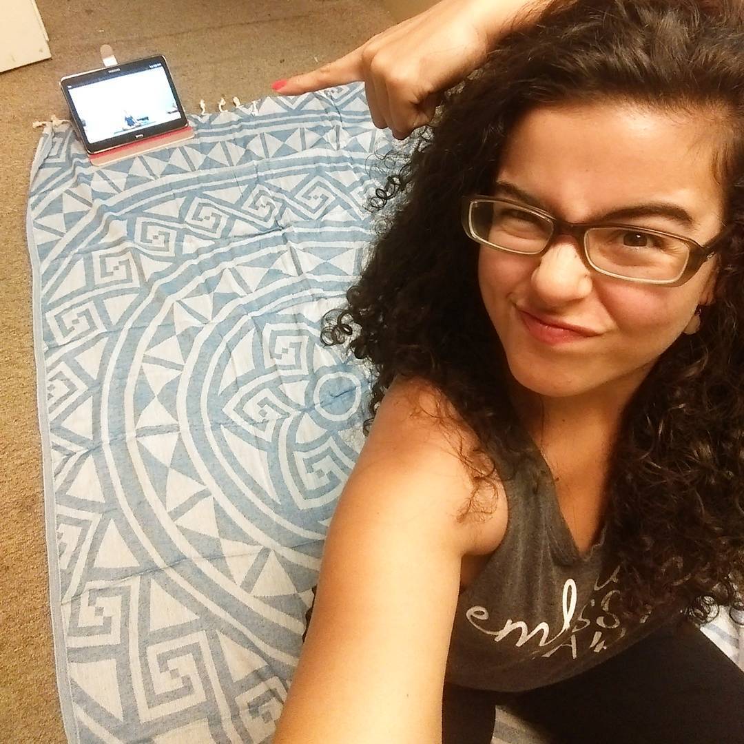 Yoga Break @ Work…..
I’m thinking this will be a regular thing on Mondays & Wednesdays
Taking a hip opener and relaxation 30 minutes class with @kinoyoga & @myyogaongaia on my @sand_cloud towel. (Use coupon code Anisey25)
Work requires...