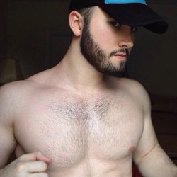 beautifulfuckingmen:  ♞ 