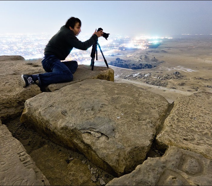 ianbrooks:  Riding the Pyramid Climbing up the Great Pyramids of Giza is punishable