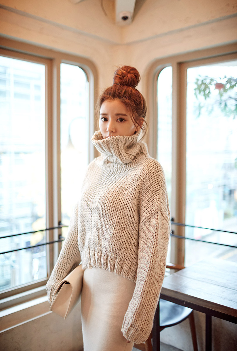 korean-dreams-girls:  JungYeon - November 23, 2015 Set 