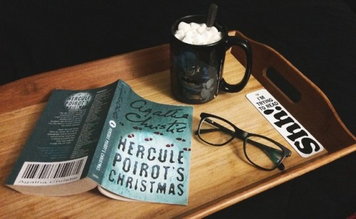 books-and-chamomile-tea:Who is the better detective Poirot or Batman? 