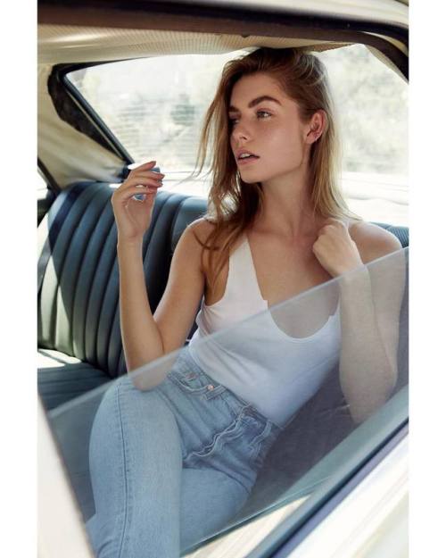 Annalise McLachlan by Dawn Di Carlo