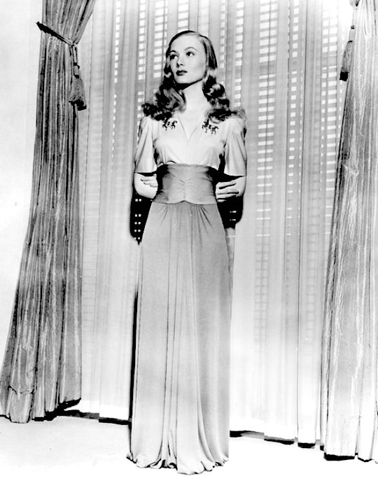 missveronicalakes:  Veronica Lake in the 1940s. 
