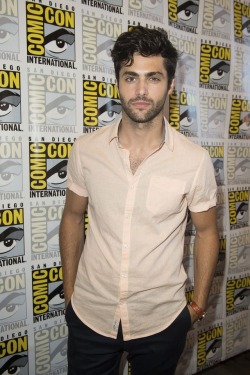 boyzoo:Matthew Daddario of ‘Shadowhunters’ at SDCC 2017