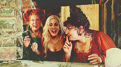 atzulastorm:  Why, why, why was I cursed with such idiot sisters!? 
