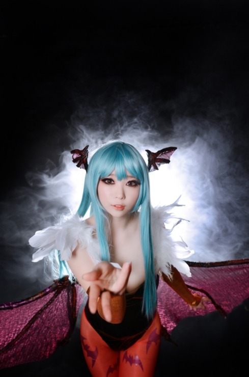 cosplayeverywhere:  Darkstalkers’ Revenge (ヴァンパイア ハンター) ~ Morrigan Aensland (モリガン＝アーンスランド)