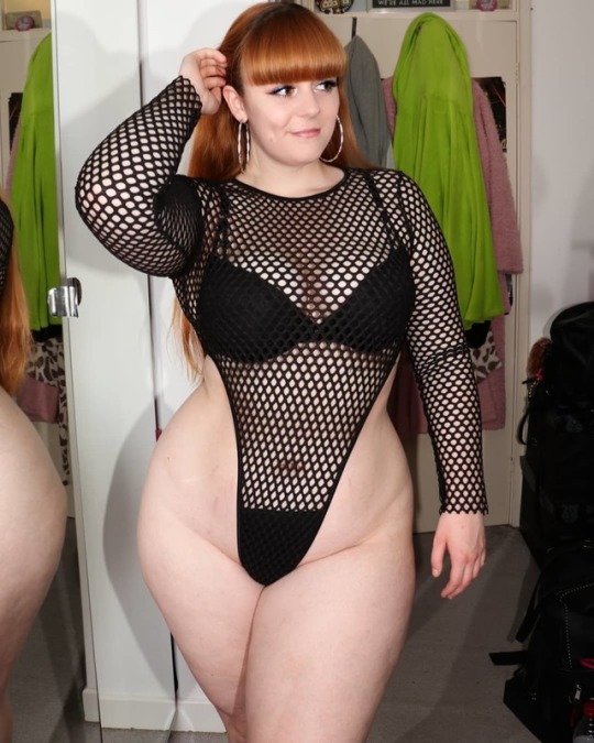nakedandnudes:  